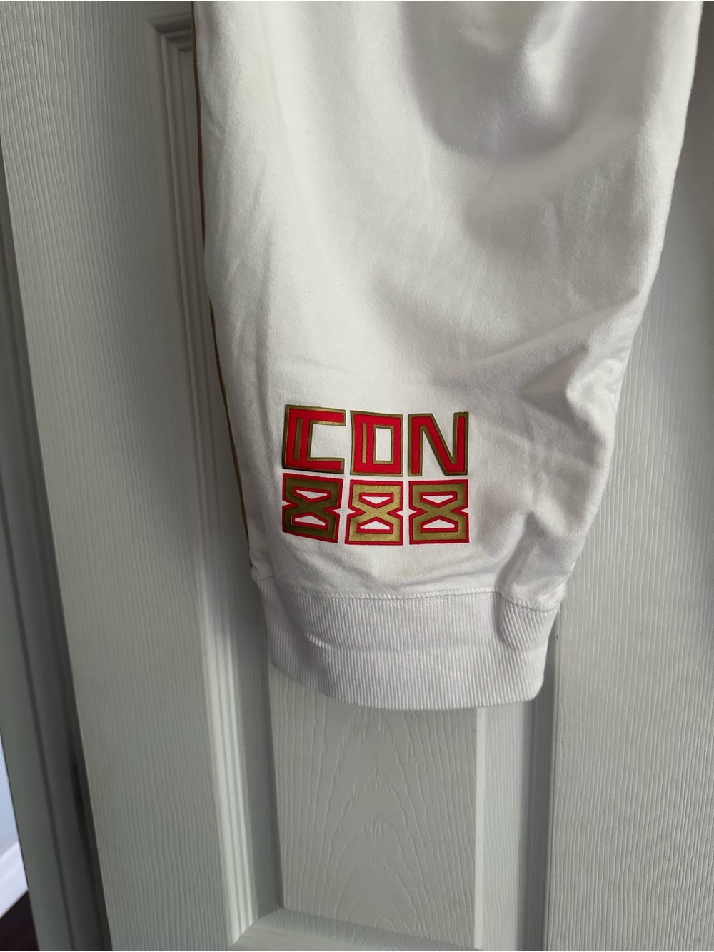 Size M HBC Women’s Team Canada Beijing 2008 Olympic Capri Pants White Collectibl - Picture 8 of 10